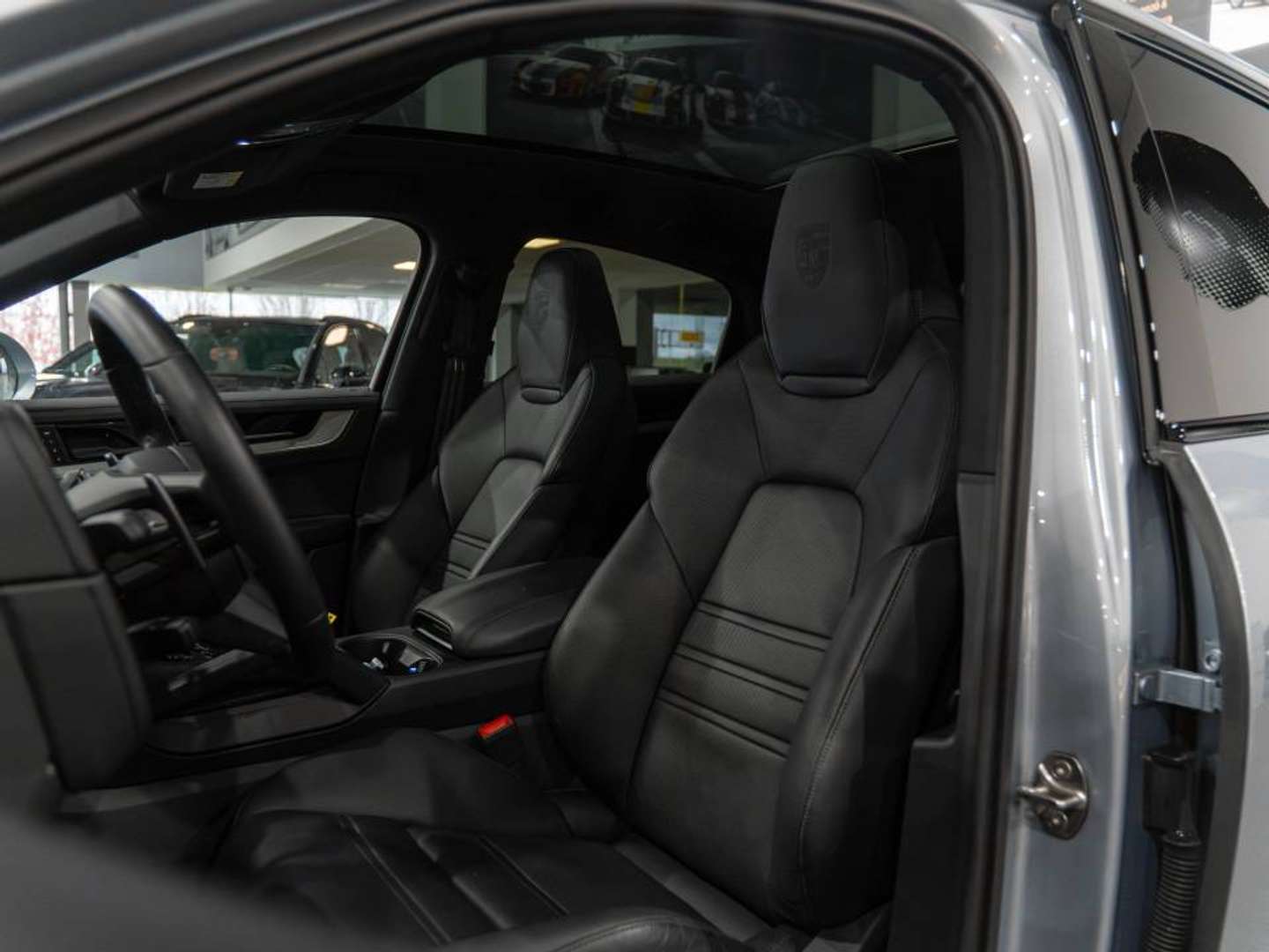 Porsche Cayenne Coupé E-Hybrid - 2025 - Joinsteer - #35