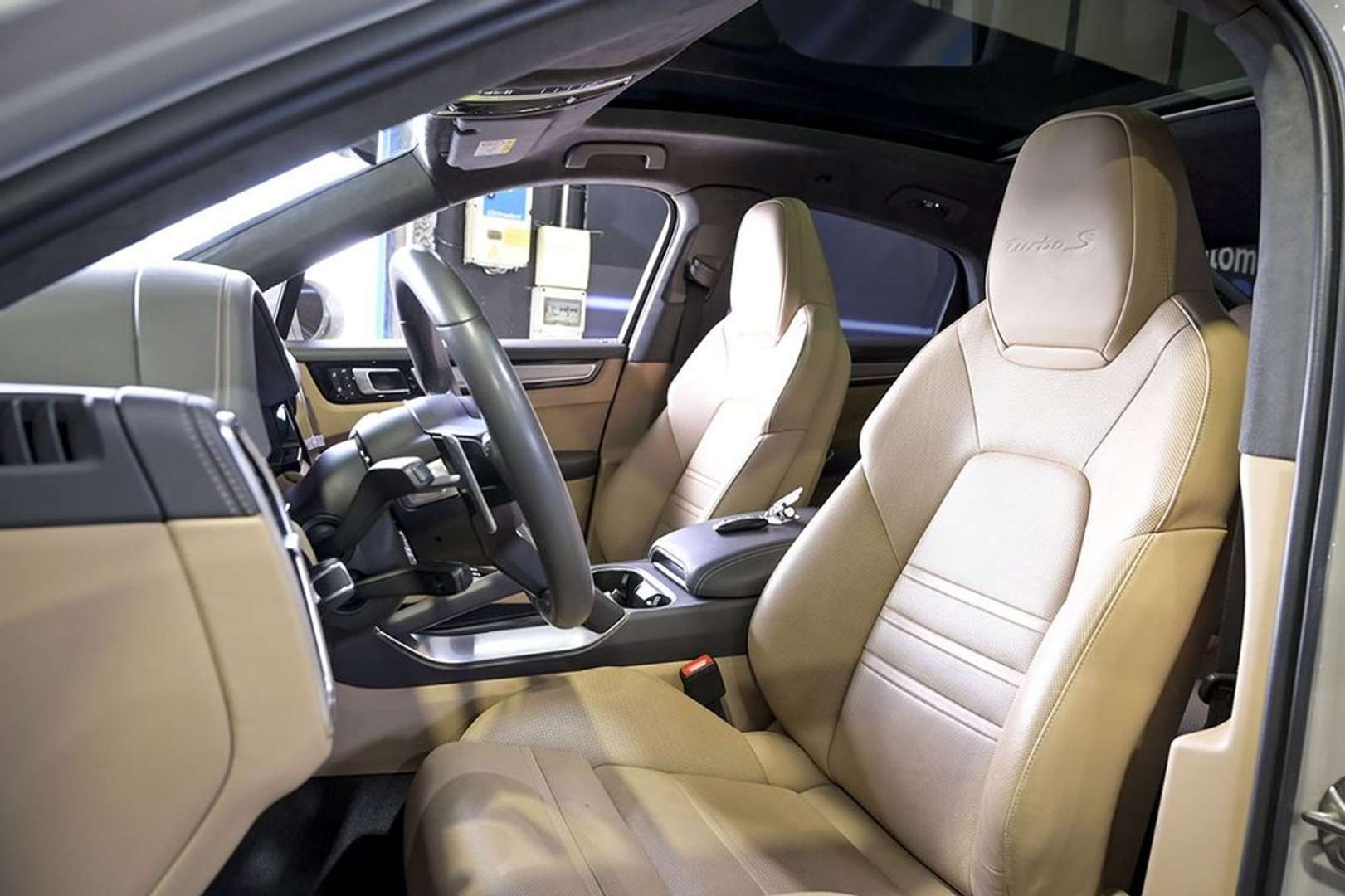 Porsche Cayenne Turbo S E-Hybrid - 2022 - Joinsteer - #7