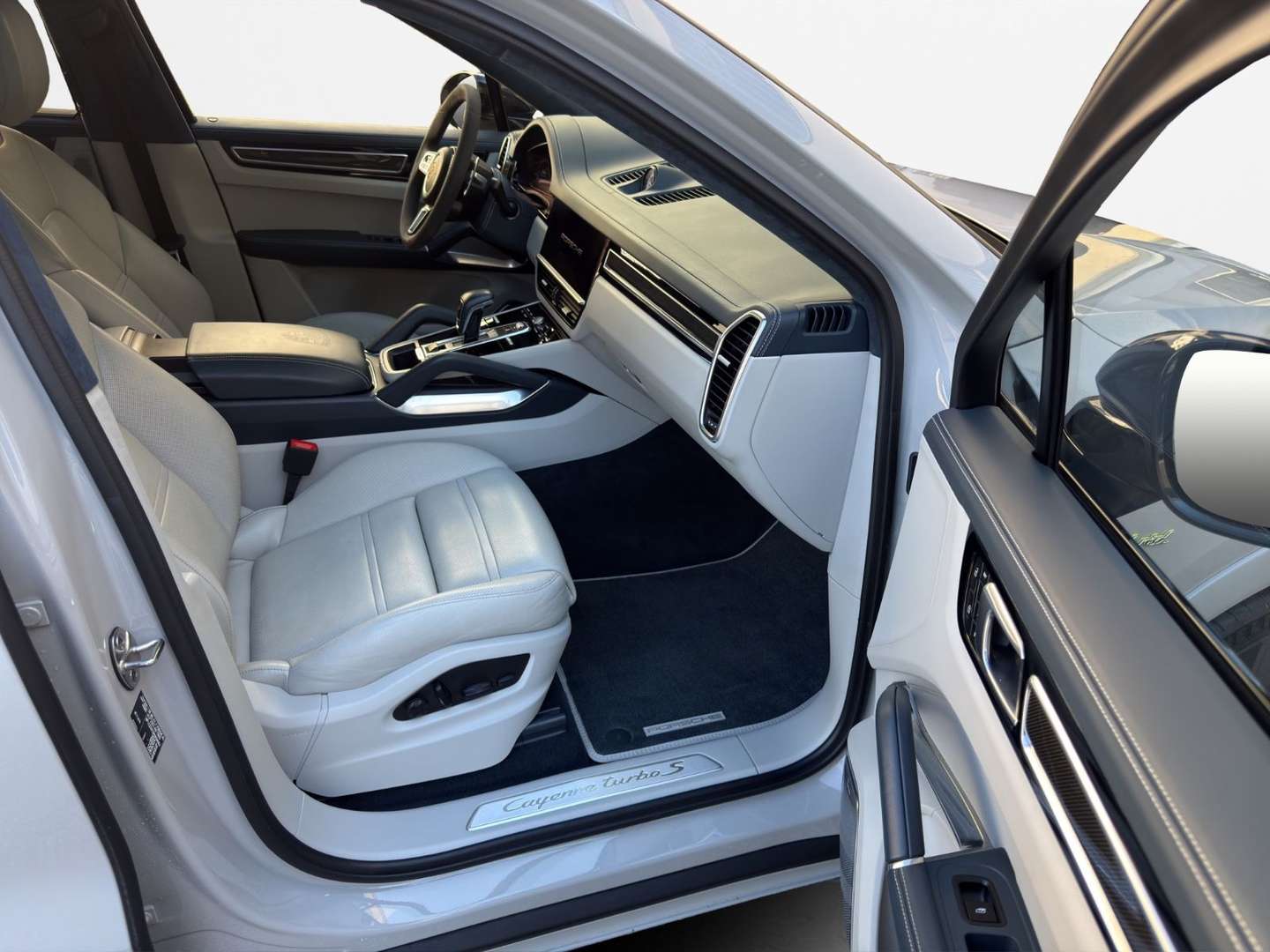 Porsche Cayenne Turbo S E-Hybrid - 2021 - Joinsteer - #15