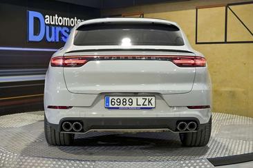Porsche Cayenne III Turbo S E-Hybrid — photo 16