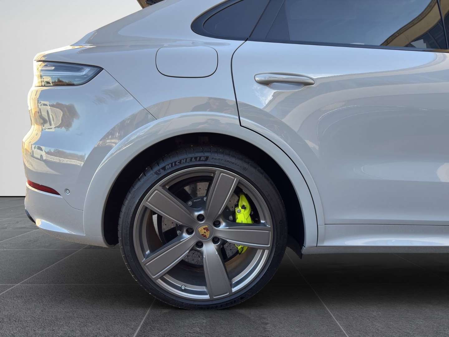 Porsche Cayenne Turbo S E-Hybrid - 2021 - Joinsteer - #20