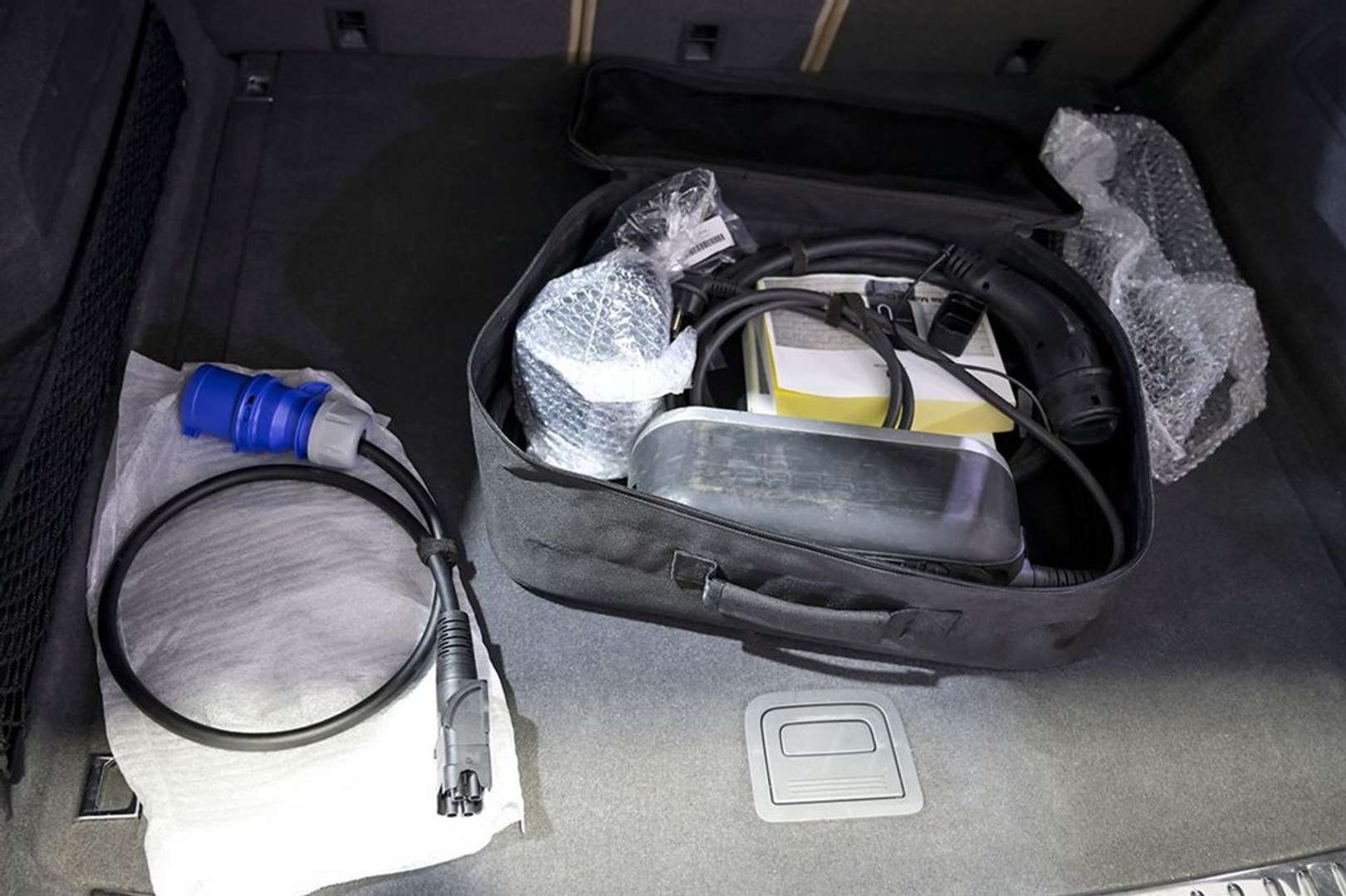 Porsche Cayenne Turbo S E-Hybrid - 2022 - Joinsteer - #18