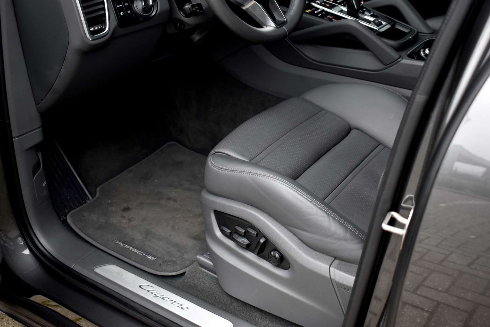 Porsche Cayenne E-Hybrid - 2022 - Joinsteer - #20