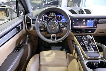 Porsche Cayenne III Turbo S E-Hybrid — photo 26
