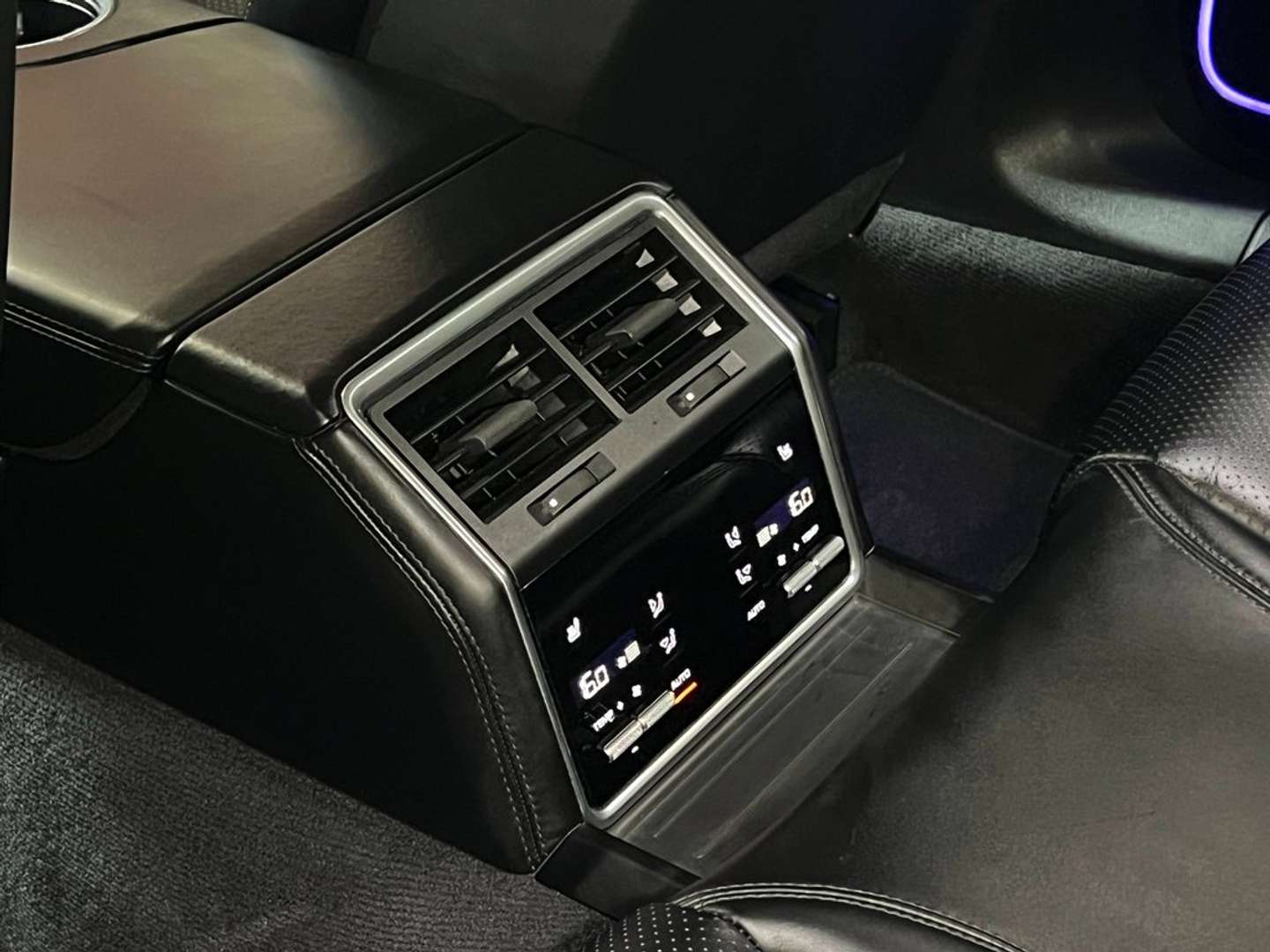 Porsche Panamera E-Hybrid - 2019 - Joinsteer - #26