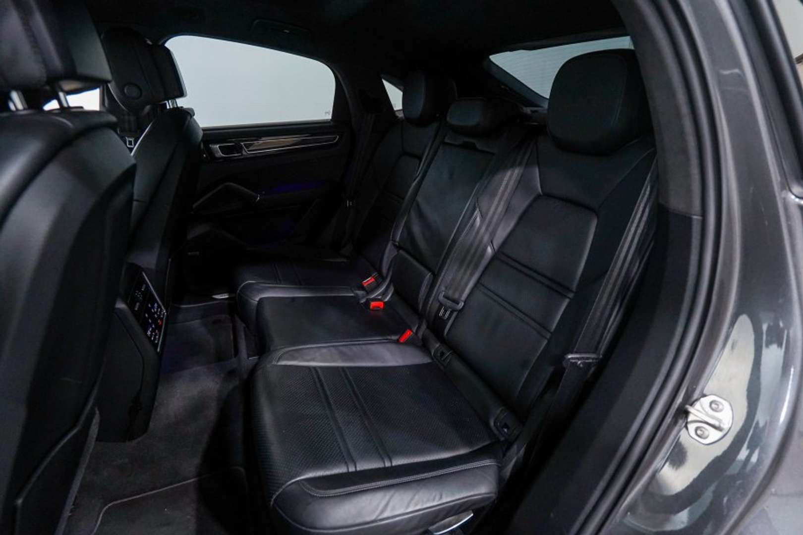 Porsche Cayenne E-Hybrid - 2020 - Joinsteer - #37