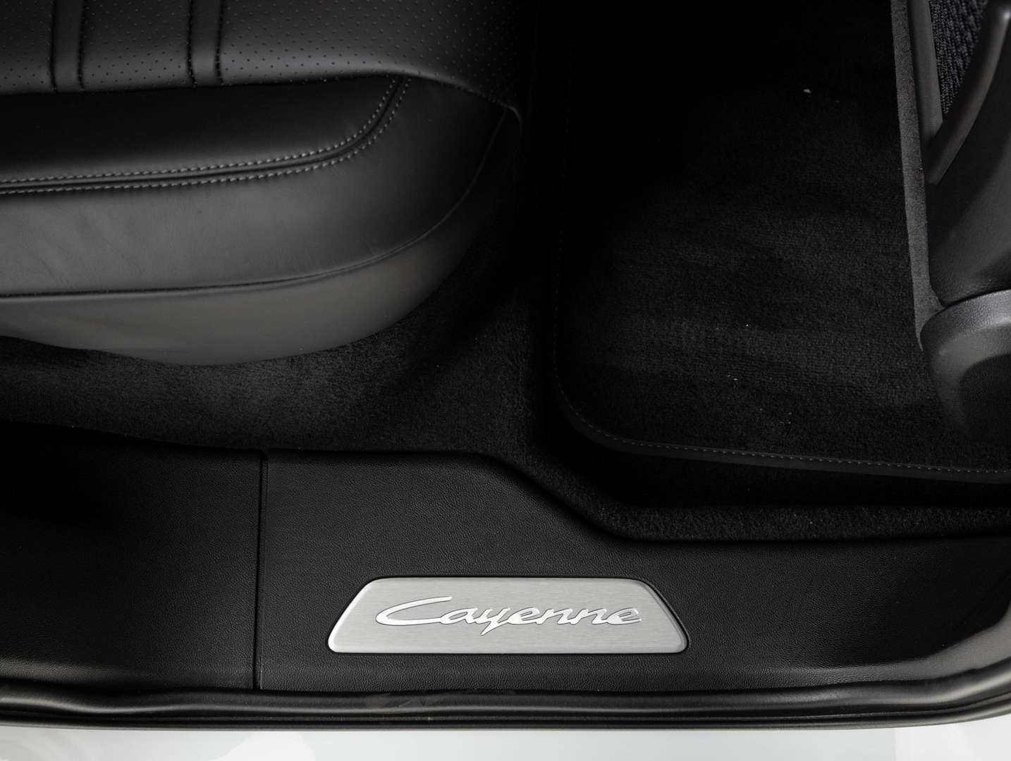 Porsche Cayenne E-Hybrid - 2024 - Joinsteer - #33