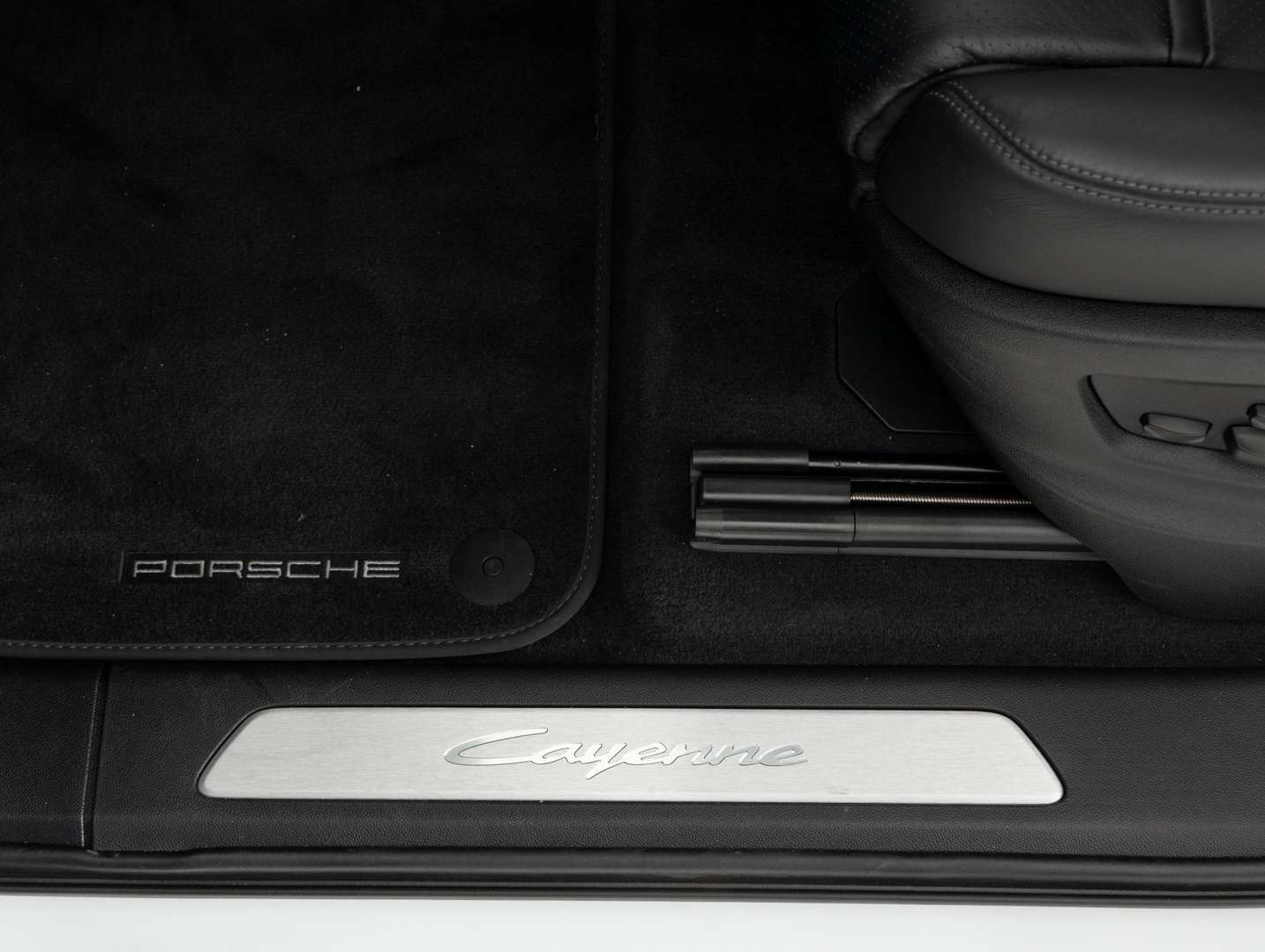 Porsche Cayenne E-Hybrid - 2024 - Joinsteer - #36