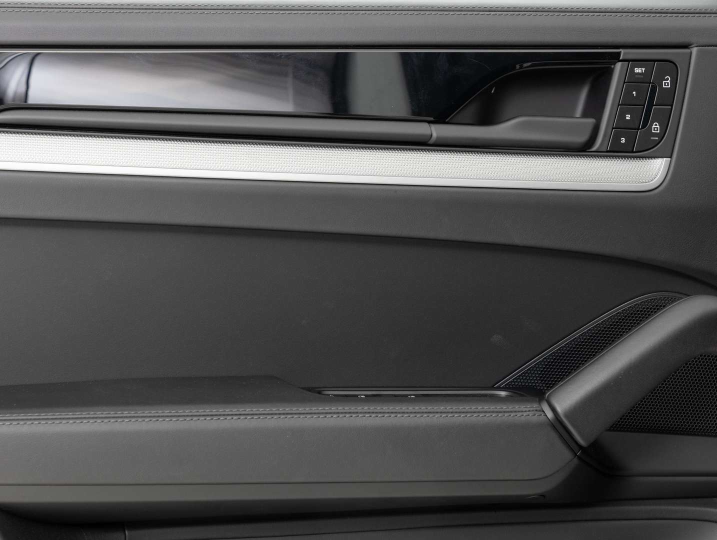 Porsche Cayenne E-Hybrid - 2024 - Joinsteer - #39