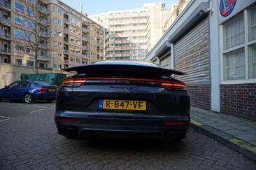 Porsche Panamera II GTS — photo 9
