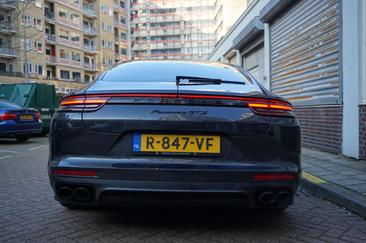 Porsche Panamera II GTS — photo 33
