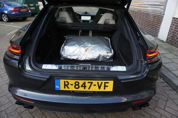 Porsche Panamera II GTS — photo 36