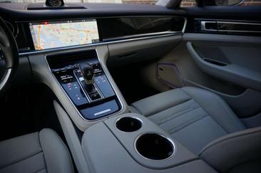 Porsche Panamera II GTS — photo 42