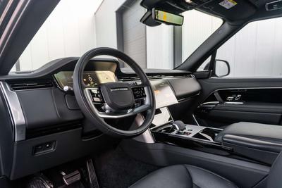 Land Rover Range Rover P550e Autobiography