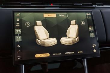 Land Rover Range Rover P550e Autobiography — photo 15