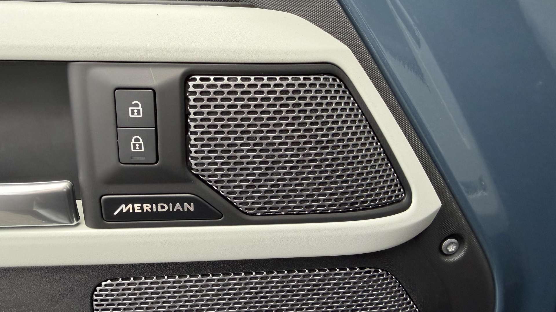 Land Rover Defender 90 D200 S - 2024 - Joinsteer - #15