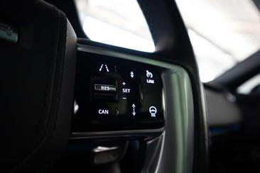 Land Rover Range Rover P510e SV MERIDIAN PREMIUM, PANO, MASSAGE, HEAD-UP — photo 18