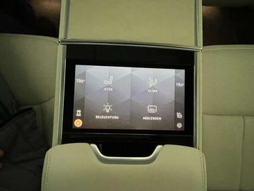 Land Rover Range Rover SV Aut. P550e PHEV AWD — photo 26