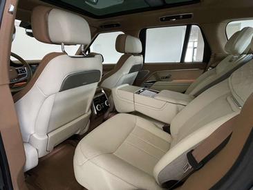 Land Rover Range Rover SV Aut. P550e PHEV AWD — photo 28