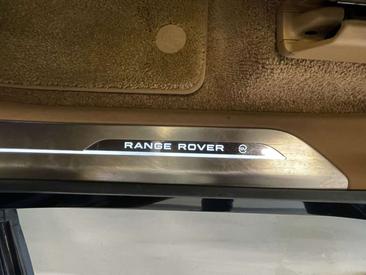 Land Rover Range Rover SV Aut. P550e PHEV AWD — photo 30