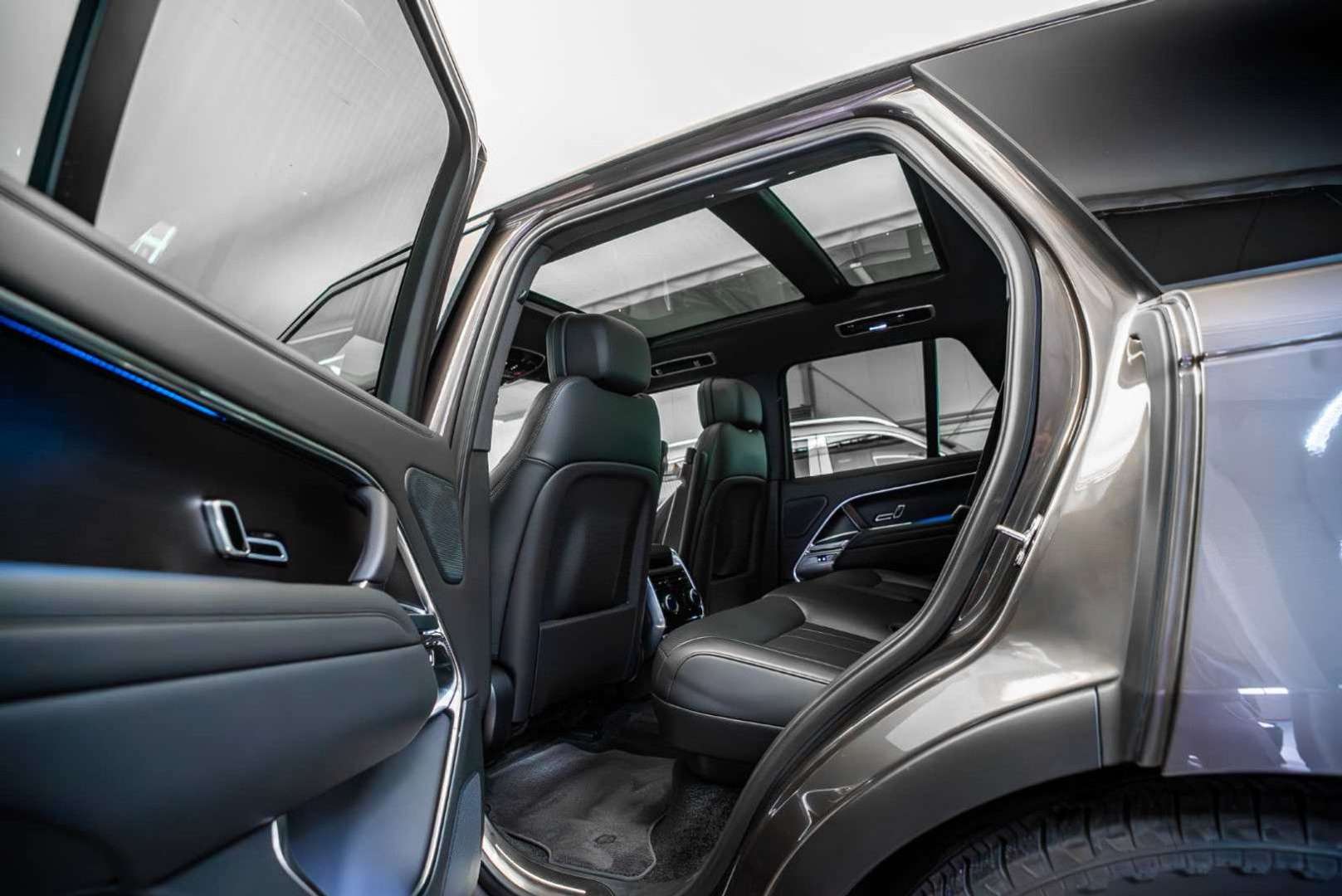 Land Rover Range Rover HSE D350 HUD / AHK - 2025 - Joinsteer - #5