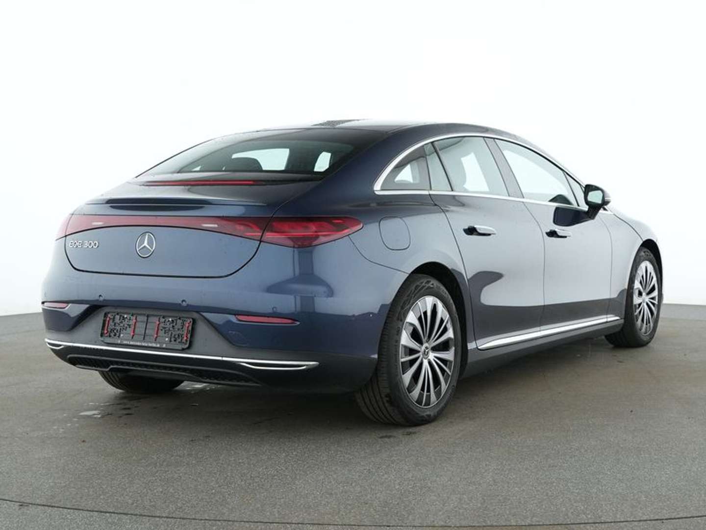 Mercedes EQE 300+ Ambiente - 2024 - Joinsteer - #1