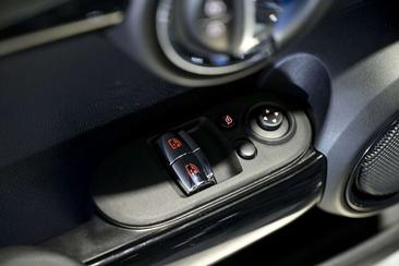 Mini Cooper John Cooper Works — photo 21