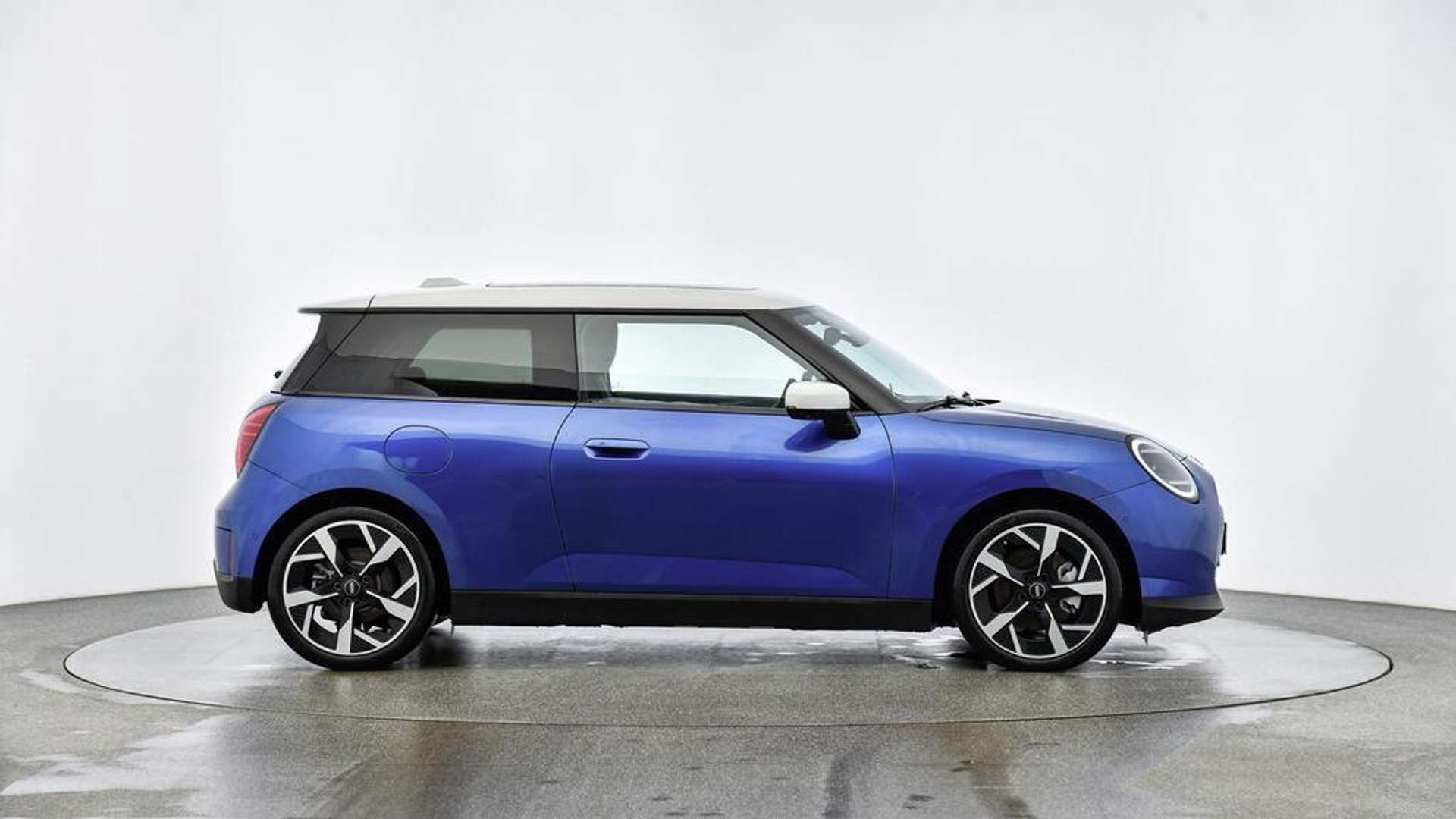 Mini Electric Favoured Cooper E - 2024 - Joinsteer - #2