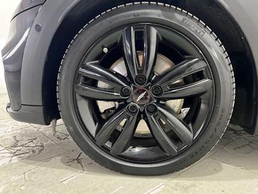 Mini Cabrio JCW Cooper S — photo 11