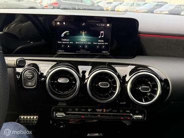 Mercedes Classe A 180 AMG Line — photo 15