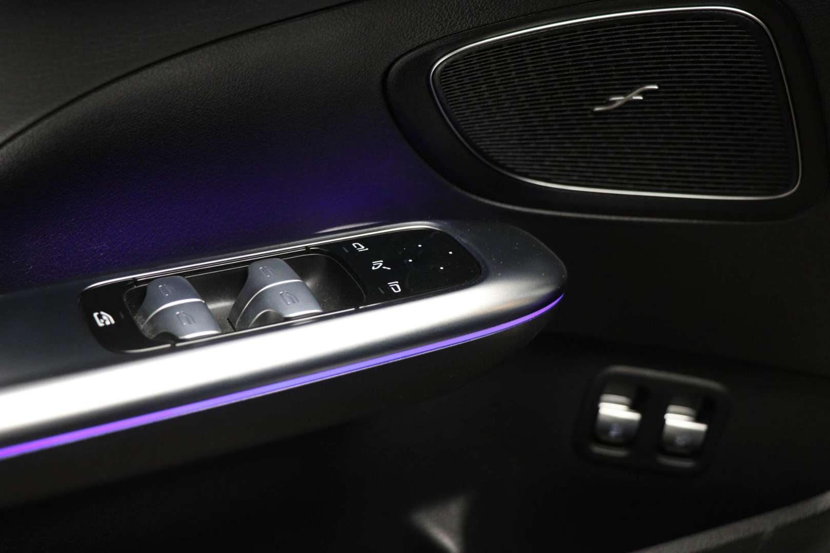 Mercedes Classe C 300 E 300 AMG Line - 2023 - Joinsteer - #25