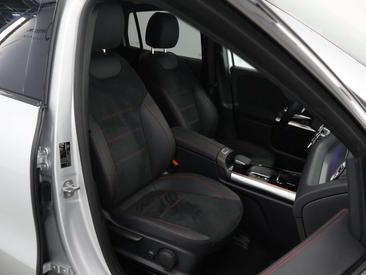 Mercedes EQA 250+ AMG Line — photo 9