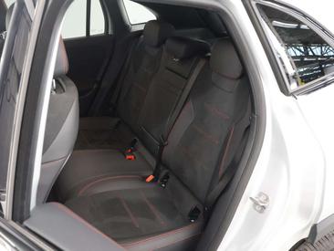 Mercedes EQA 250+ AMG Line — photo 10