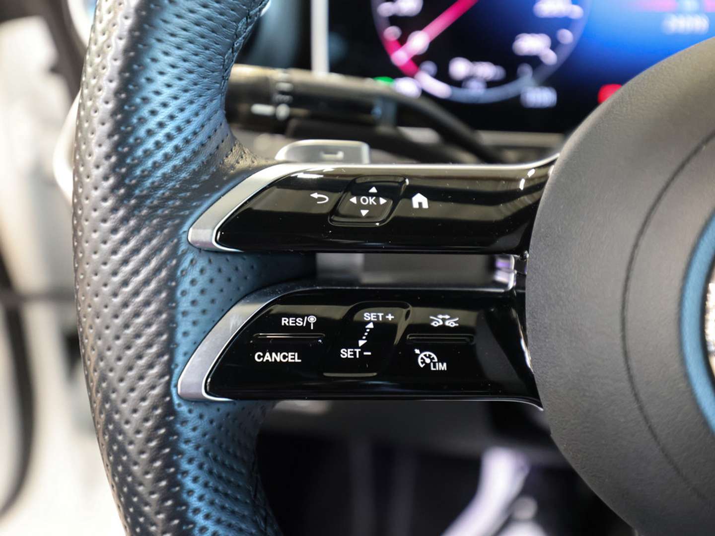 Mercedes CLE Coupé 220 AMG Line - 2024 - Joinsteer - #16