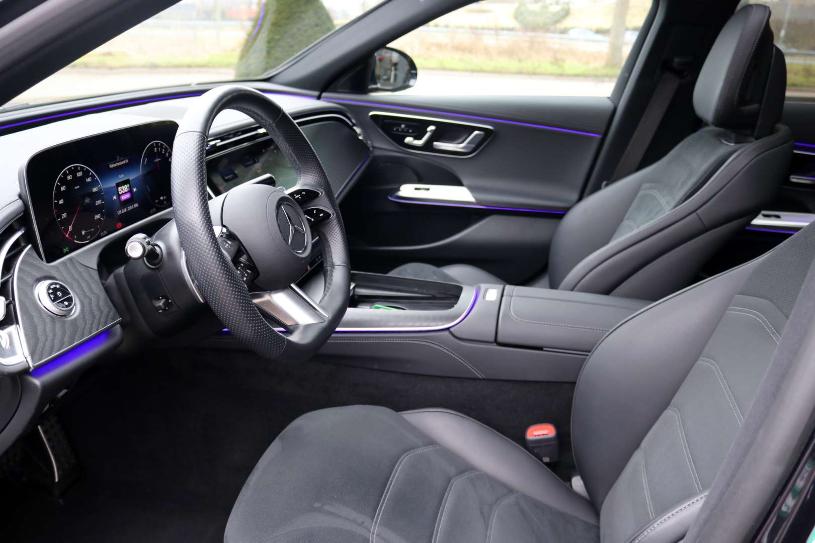 Mercedes Classe E Break 300 AMG Line - 2024 - Joinsteer - #13