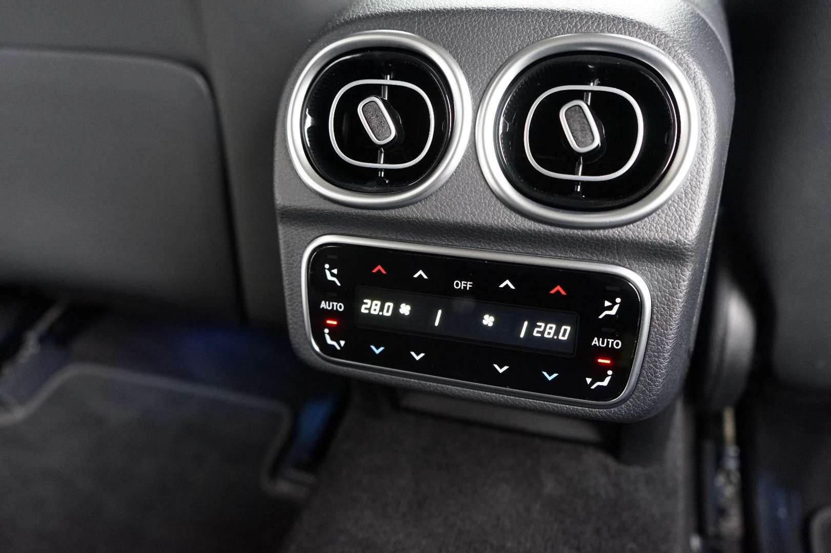 Mercedes Classe C 220 T 220 Night Edition - 2022 - Joinsteer - #24