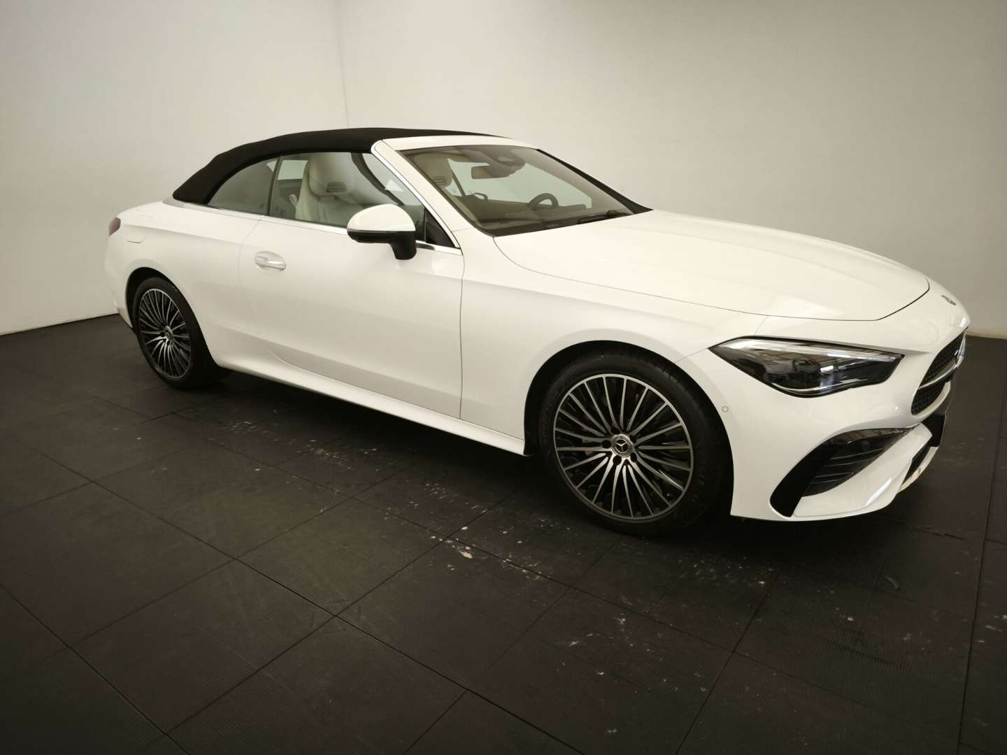 Mercedes CLE 200 200 AMG Line - 2025 - Joinsteer - #2