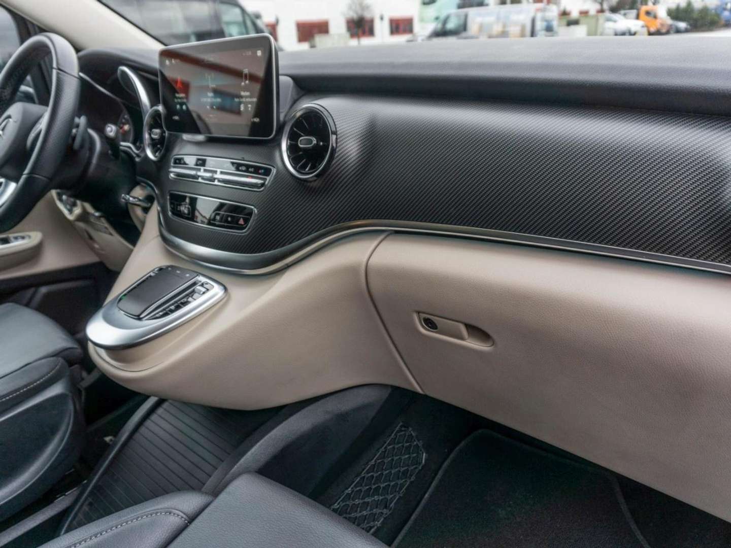 Mercedes V 300 D 300 Night Edition - 2023 - Joinsteer - #28