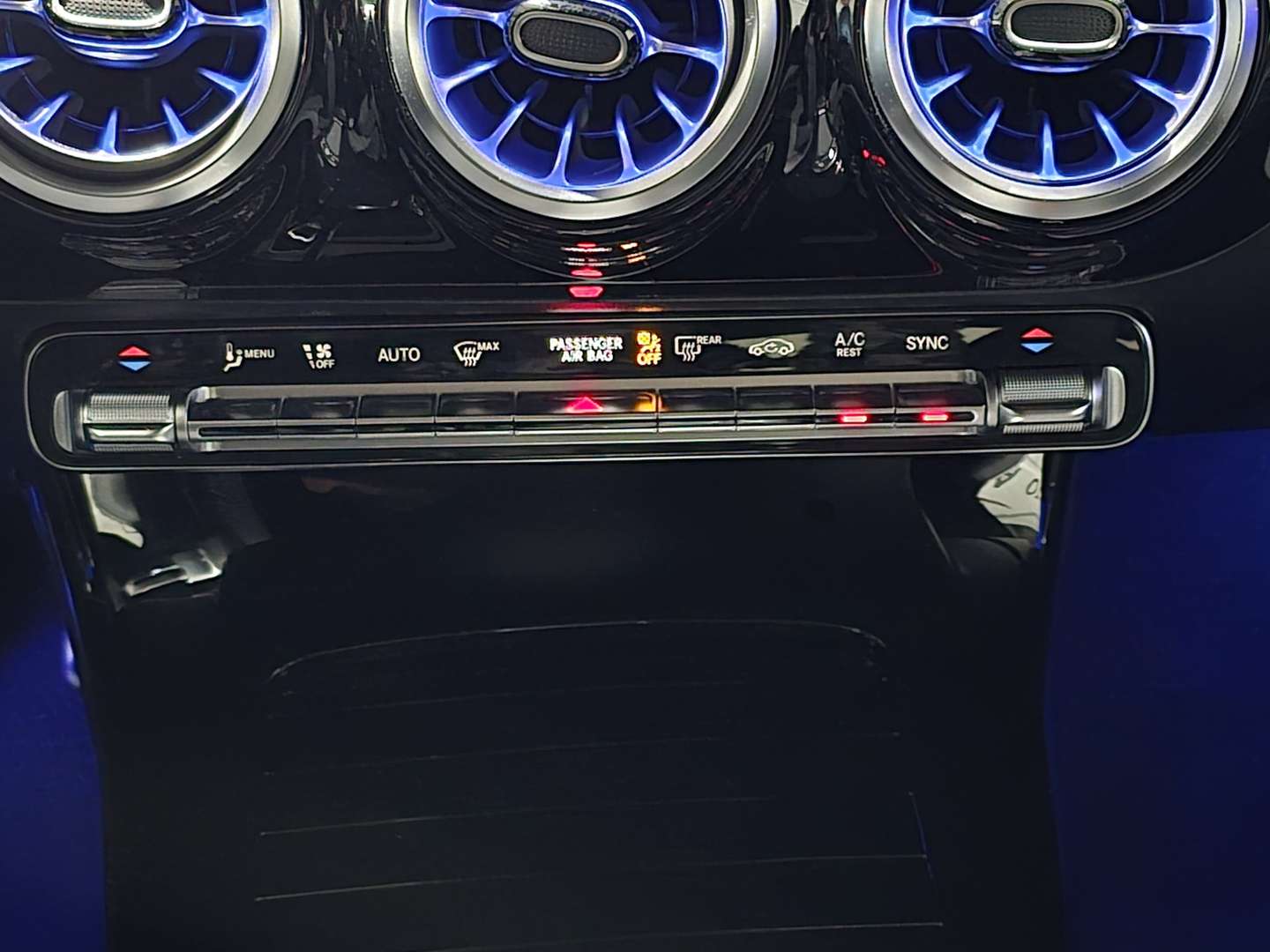 Mercedes CL 200 Night Edition - 2023 - Joinsteer - #17