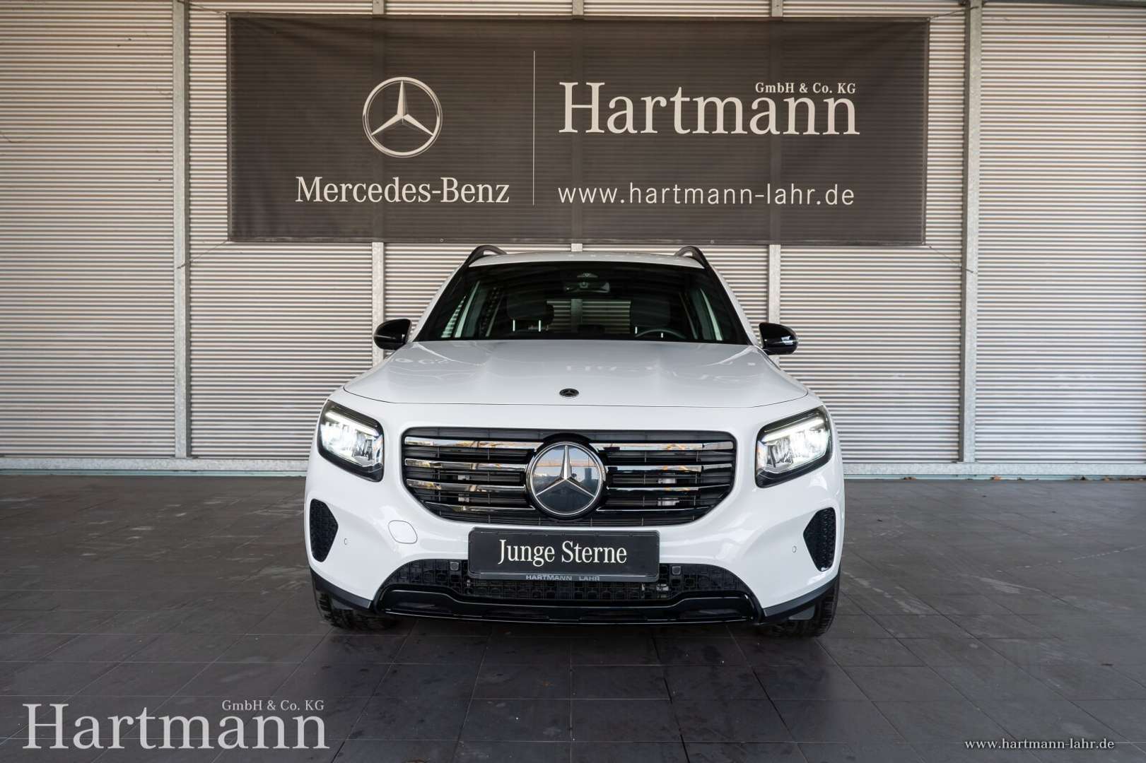 Mercedes GLB 200 Night Edition - 2024 - Joinsteer - #3