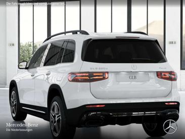 Mercedes GLB 220 Night Edition — photo 19