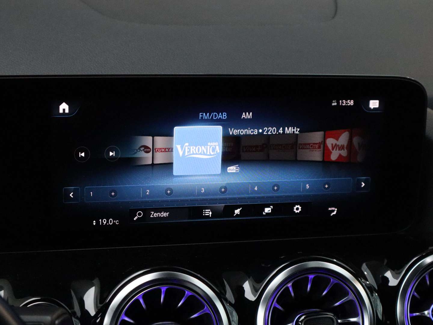 Mercedes GLA 250 E 250 AMG Line - 2022 - Joinsteer - #21