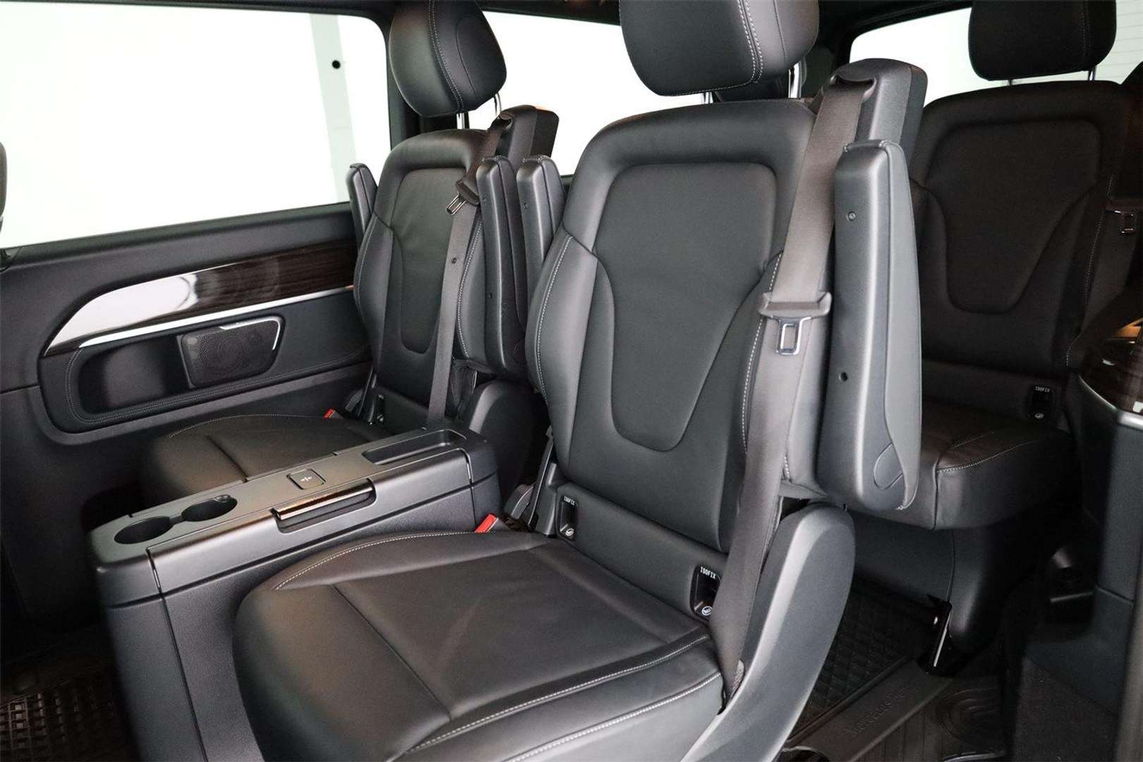 Mercedes Classe V 300 D AANTGARDE - 2023 - Joinsteer - #25