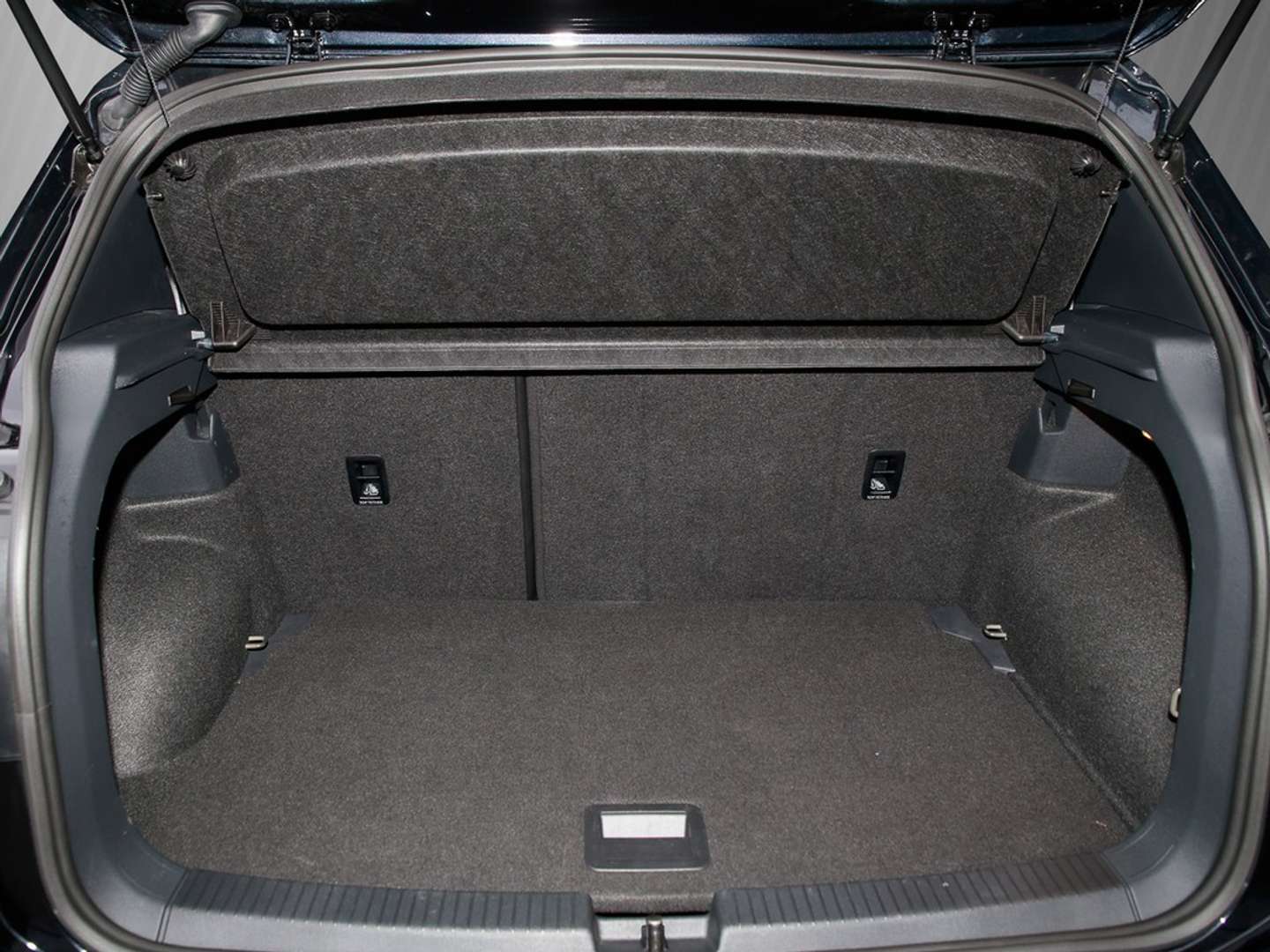 Volkswagen T-CROSS R-Line - 2025 - Joinsteer - #5