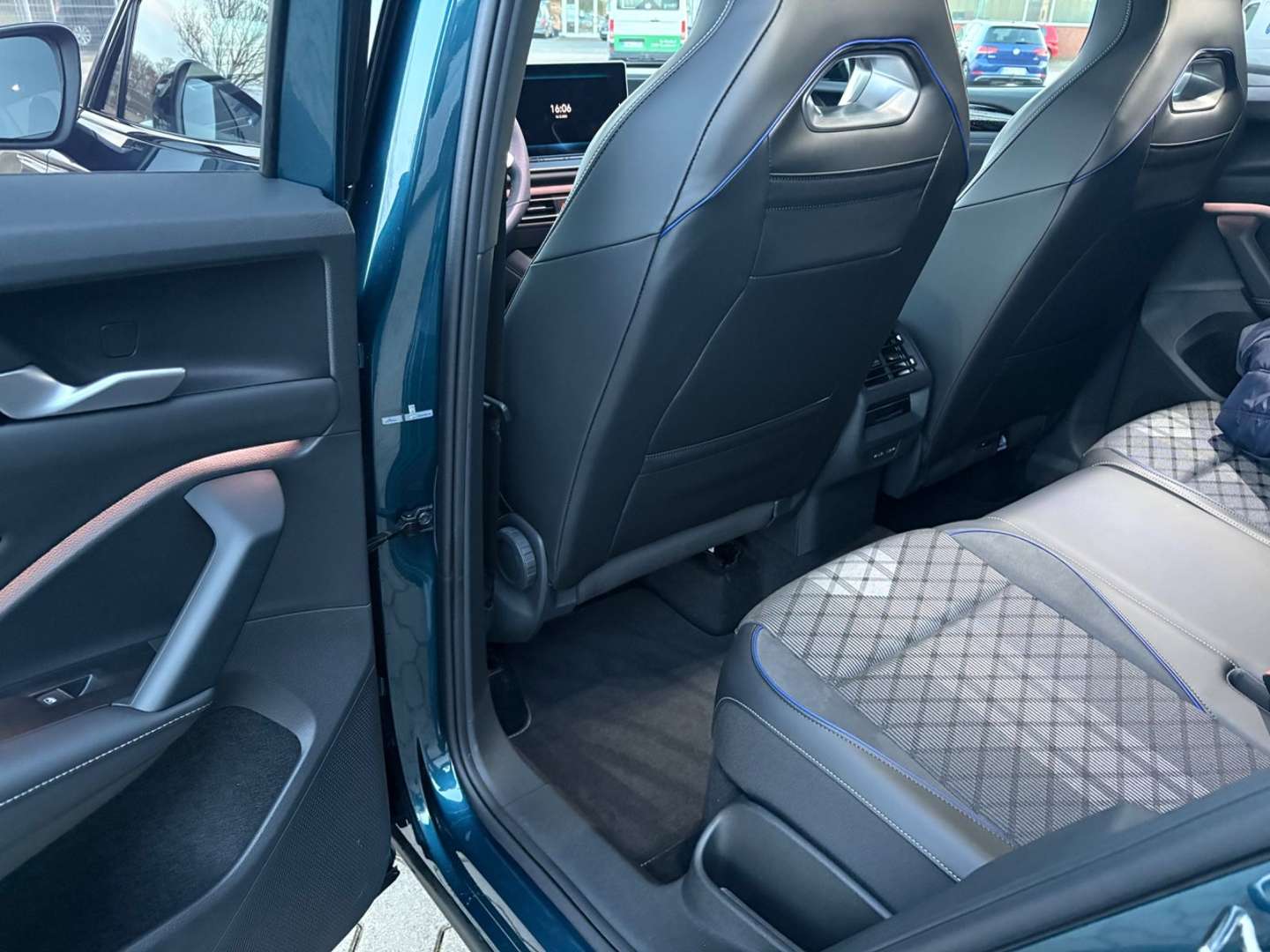 Volkswagen TIGUAN EHybrid R-Line - 2025 - Joinsteer - #9