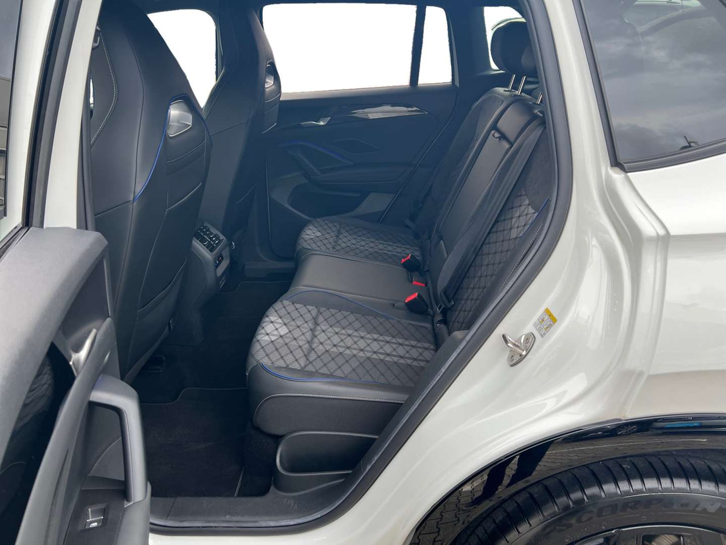 Volkswagen TIGUAN TDI 4Motion R-Line - 2024 - Joinsteer - #8