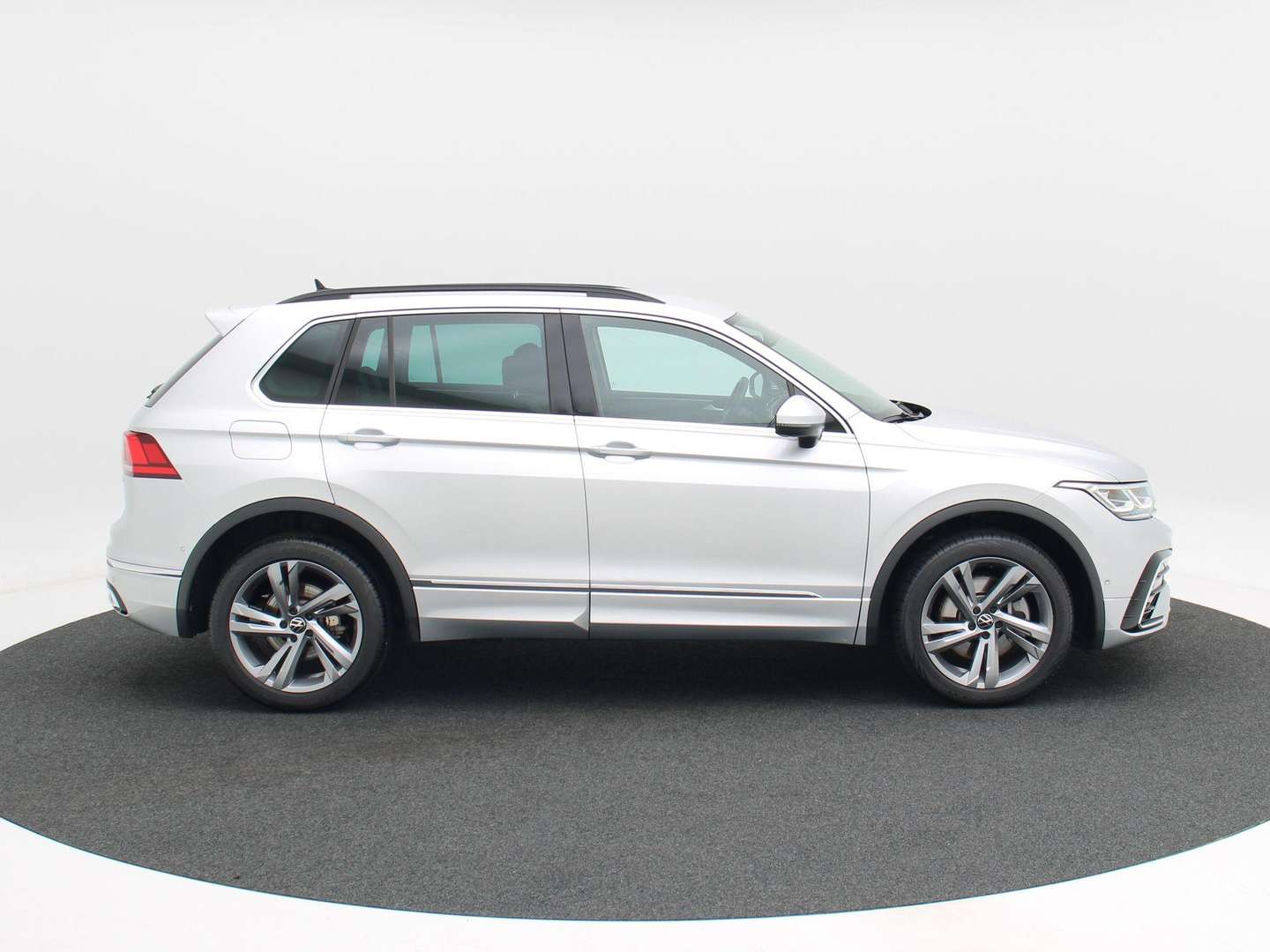 Volkswagen TIGUAN EHybrid R-Line - 2023 - Joinsteer - #5