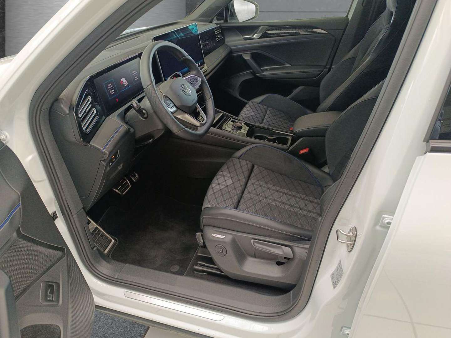 Volkswagen TIGUAN R-Line - 2024 - Joinsteer - #11