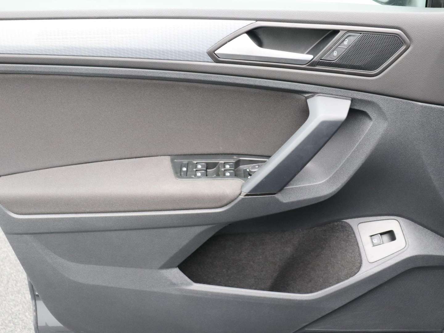 Volkswagen TIGUAN EHybrid Life - 2023 - Joinsteer - #8