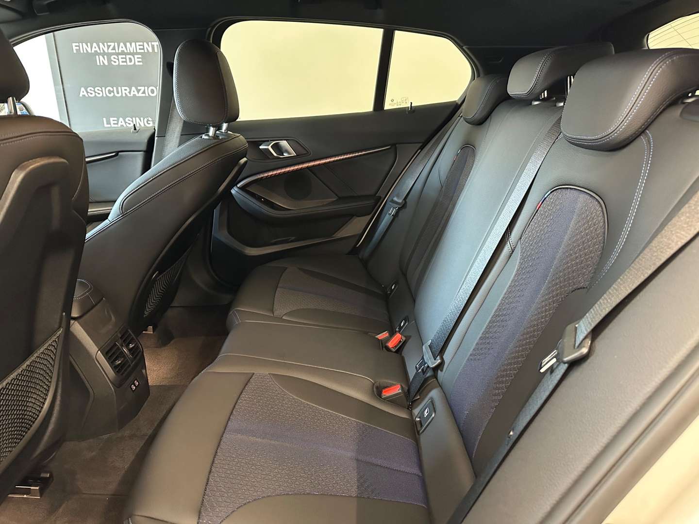 BMW 118 M Sport 118i - 2023 - Joinsteer - #4